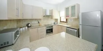 Oceanview Luxury 080 Apartment