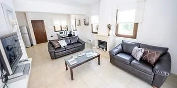Oceanview Luxury 080