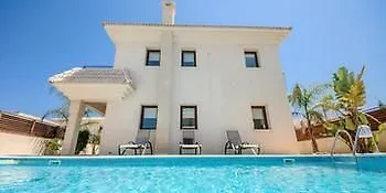 Apartment Oceanview Luxury 080 *