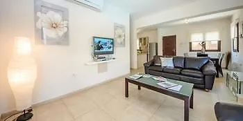 Oceanview Luxury 080 Apartment Paralimni